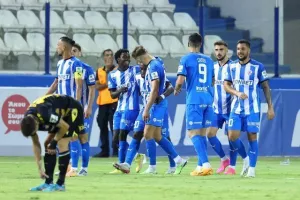Ανόρθωση - ΑΠΟΕΛ: Ο Μπέλετς κράτησε... όρθιο τον ΑΠΟΕΛ και είπε "όχι" στην "Κυρία"! (φώτος) 