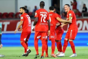Λύτρωση στις καθυστερήσεις και πρώτη “ερυθρόλευκη” νίκη (Φώτος)