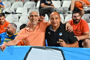 Ο κόσμος στο ΑΠΟΕΛ-Απόλλων (φωτορεπορτάζ)