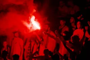 Ο κόσμος στο ΑΠΟΕΛ-Απόλλων (φωτορεπορτάζ)