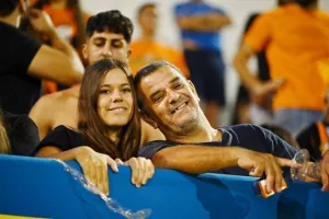 (Φωτορεπορτάζ) Ο κόσμος του ΑΠΟΕΛ 