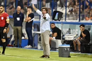 Ανόρθωση - ΑΠΟΕΛ: Ο Μπέλετς κράτησε... όρθιο τον ΑΠΟΕΛ και είπε "όχι" στην "Κυρία"! (φώτος) 