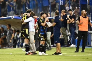 Ανόρθωση - ΑΠΟΕΛ: Ο Μπέλετς κράτησε... όρθιο τον ΑΠΟΕΛ και είπε "όχι" στην "Κυρία"! (φώτος) 
