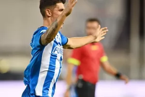 Ανόρθωση - ΑΠΟΕΛ: Ο Μπέλετς κράτησε... όρθιο τον ΑΠΟΕΛ και είπε "όχι" στην "Κυρία"! (φώτος) 