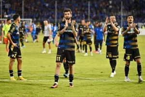 Ανόρθωση - ΑΠΟΕΛ: Ο Μπέλετς κράτησε... όρθιο τον ΑΠΟΕΛ και είπε "όχι" στην "Κυρία"! (φώτος) 