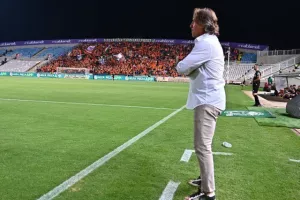 Ομόνοια - ΑΠΟΕΛ: Πράσινο... το ροντέο με τέσσερις αποβολές, αμέτρητες κίτρινες και χαμένο πέναλτι! (φώτος)
