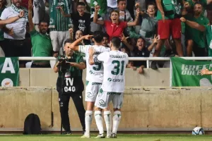 Ομόνοια - ΑΠΟΕΛ: Πράσινο... το ροντέο με τέσσερις αποβολές, αμέτρητες κίτρινες και χαμένο πέναλτι! (φώτος)