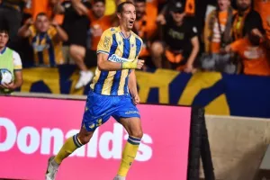 ΑΠΟΕΛ 1-1 Απόλλων: Πέτροβιτς και Νταρίκβα μοίρασαν... το ντέρμπι (φώτος)