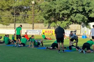 Να μπει με το... δεξί