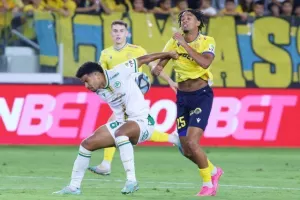 ΑΕΛ 0-0 Ομόνοια: "Ανίκητοι" Μούριελ και Φαμπιάνο, στο "μηδέν" το ντέρμπι (φώτος)