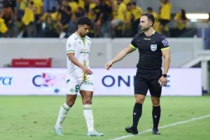 ΑΕΛ 0-0 Ομόνοια: "Ανίκητοι" Μούριελ και Φαμπιάνο, στο "μηδέν" το ντέρμπι (φώτος)