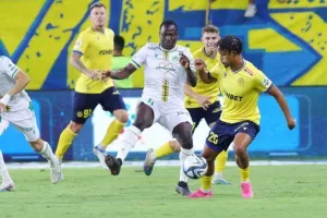 ΑΕΛ 0-0 Ομόνοια: "Ανίκητοι" Μούριελ και Φαμπιάνο, στο "μηδέν" το ντέρμπι (φώτος)