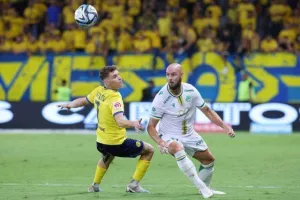 ΑΕΛ 0-0 Ομόνοια: "Ανίκητοι" Μούριελ και Φαμπιάνο, στο "μηδέν" το ντέρμπι (φώτος)