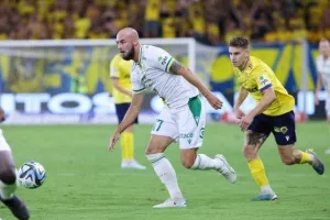 ΑΕΛ 0-0 Ομόνοια: "Ανίκητοι" Μούριελ και Φαμπιάνο, στο "μηδέν" το ντέρμπι (φώτος)