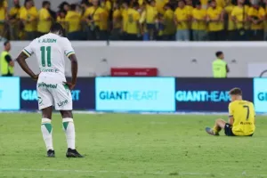 ΑΕΛ 0-0 Ομόνοια: "Ανίκητοι" Μούριελ και Φαμπιάνο, στο "μηδέν" το ντέρμπι (φώτος)