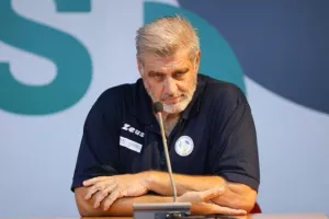 ΟΛΑ όσα ειπώθηκαν στην διάσκεψη της Ομόνοιας: "WE CHANGE LIVES" (Φώτος)