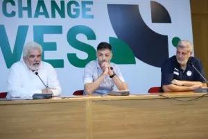 ΟΛΑ όσα ειπώθηκαν στην διάσκεψη της Ομόνοιας: "WE CHANGE LIVES" (Φώτος)