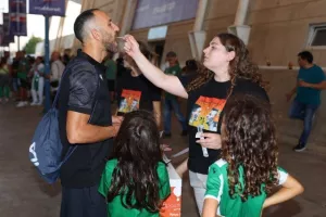 "Γίνε εθελοντής δότης μυαλού των οστών" (Φώτος)