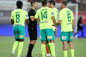 ΑΕΚ - Νέα Σαλαμίνα: Ένα φάουλ, ένα κόρνερ, (από) ένα βαθμό (Φώτος)