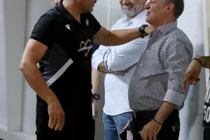 Χαμόγελα Πρόδρομου - Σωφρόνη και η αγκαλιά με Μαρκίνιος (φώτος)