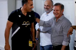 Χαμόγελα Πρόδρομου - Σωφρόνη και η αγκαλιά με Μαρκίνιος (φώτος)