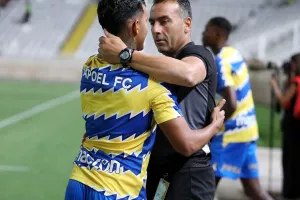 Χαμόγελα Πρόδρομου - Σωφρόνη και η αγκαλιά με Μαρκίνιος (φώτος)