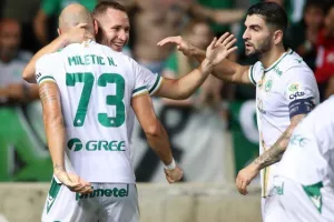 Ομόνοια - ΑΠΟΕΛ: Πράσινο... το ροντέο με τέσσερις αποβολές, αμέτρητες κίτρινες και χαμένο πέναλτι! (φώτος)