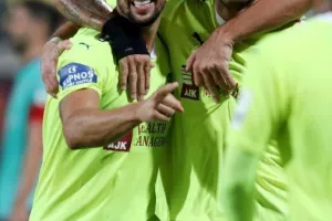 ΑΕΚ-Οθέλλος: Με… μπόλικο «ζόρι» λύγισε τους Αθηαινίτες! (φωτος)