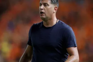 ΑΠΟΕΛ 1-1 Απόλλων: Πέτροβιτς και Νταρίκβα μοίρασαν... το ντέρμπι (φώτος)