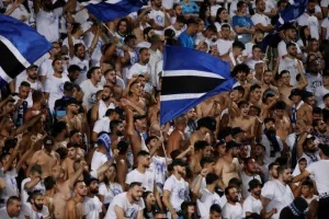 ΑΠΟΕΛ 1-1 Απόλλων: Πέτροβιτς και Νταρίκβα μοίρασαν... το ντέρμπι (φώτος)