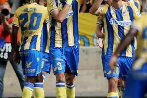ΑΠΟΕΛ 1-1 Απόλλων: Πέτροβιτς και Νταρίκβα μοίρασαν... το ντέρμπι (φώτος)