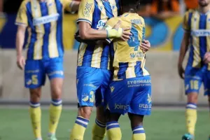 ΑΠΟΕΛ 1-1 Απόλλων: Πέτροβιτς και Νταρίκβα μοίρασαν... το ντέρμπι (φώτος)