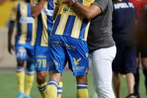 ΑΠΟΕΛ 1-1 Απόλλων: Πέτροβιτς και Νταρίκβα μοίρασαν... το ντέρμπι (φώτος)