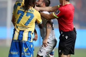 ΑΠΟΕΛ 1-1 Απόλλων: Πέτροβιτς και Νταρίκβα μοίρασαν... το ντέρμπι (φώτος)