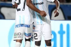 ΑΠΟΕΛ 1-1 Απόλλων: Πέτροβιτς και Νταρίκβα μοίρασαν... το ντέρμπι (φώτος)