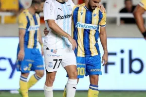 ΑΠΟΕΛ 1-1 Απόλλων: Πέτροβιτς και Νταρίκβα μοίρασαν... το ντέρμπι (φώτος)