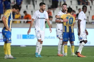 ΑΠΟΕΛ 1-1 Απόλλων: Πέτροβιτς και Νταρίκβα μοίρασαν... το ντέρμπι (φώτος)