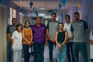 Απόλλων/Επίσκεψη στο Παιδοογκολογικό τμήμα: "Οι πραγματικοί MVP στον αγώνα της ζωής" (Βίντεο/Φώτος)