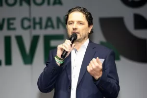 Η εκδήλωση της Ομόνοιας "WE CHANGE LIVES" (φώτος)