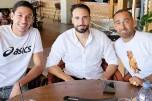 Μάριος Ηλία... με δύο μάνατζερς και: "Loading" (Φώτο)