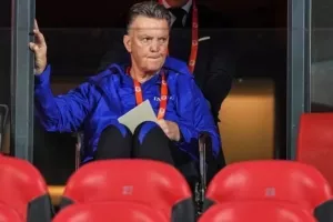 Συγκλονίζει ο Φαν Χάαλ: "Θα είναι θαύμα αν μπορέσω να ξαναπάω στην τουαλέτα μόνος μου"