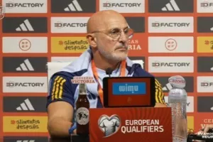 "Αυτή η ομάδα από το 1 έως το 90 δεν σταματά - Δεν υπάρχουν παραχωρήσεις, απέναντι στην Κύπρο... τελικός"