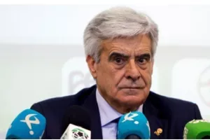 Ισπανία/Με... εικονικό Πρόεδρο απέναντι στην Κύπρο!
