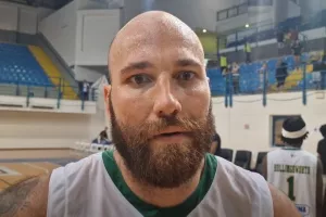 Η αφιέρωση του Μαντοβάνη: "Κώτσιο εν για σένα τούτο" (Βίντεο-Kerkida)