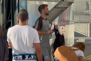 Η άφιξη του Απόλλωνα (Φώτος)