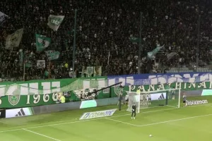 ΑΕΚ: "Αν ανοίξει το πανό Bad Blue Boys δεν αγωνιζόμαστε, το θεωρούμε προσβλητικό και χυδαίο"
