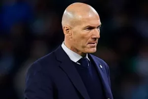 Η Αλ Χιλάλ θέλει τον Ζιντάν ως αντικαταστάτη του Ζεσούς