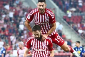 Ολυμπιακός – Λαμία: Με τεσσάρα και Φορτούνη το «3x3»!