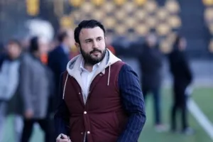 Καρυπίδης: «Οι υποψήφιοι επενδυτές ήταν παρόντες, ο Μαρινάκης μας κυνηγάει παντού, θέλει να κάνει ζημιά στον Αρη και σ' εμένα»