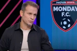 Ντέμης για Φορτούνη: «Κάτι έχουμε κάνει λάθος για να λέει ότι έκλεισε ο κύκλος του στην Εθνική»